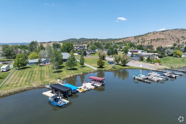 Lake Helena is a picturesque lake popular with boaters and fishermen.