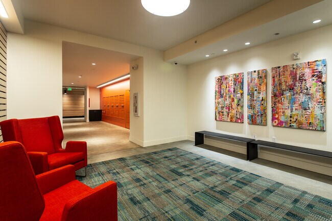 Vertex Off Broadway, Seattle, WA 98102 - photo 4