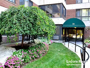 30 Rockingham Ave unit 410, West Roxbury, MA 02132 - photo 3