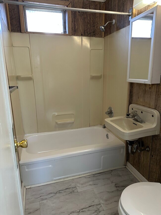 3 Corbin Ct unit 3-B Corbin Court, Wilmington, DE 19805 - photo 7