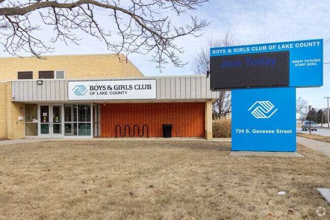 About a half mile north on Sheridan Road in Uptown is the Boys & Girls Club of Lake County.