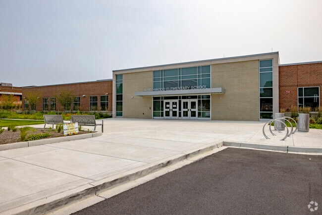 Northwood Elementary School building in Chinquapin Run Park.