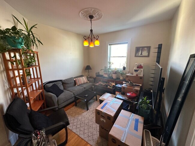 188 Lowell St unit 2, Somerville, MA 02144 - photo 2