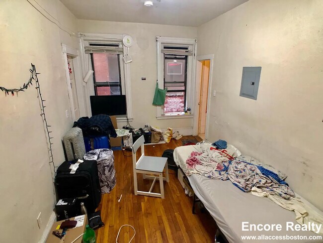 313 Huntington Ave unit 1B, Boston, MA 02115 - photo 3