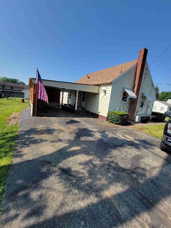 1502 N Beaver St, New Castle, PA 16105 - photo 4