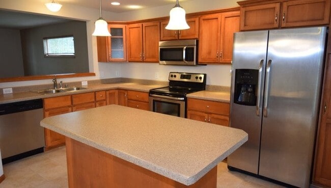 9122 Ancient Oak Ln, Verona, WI 53593 - photo 3