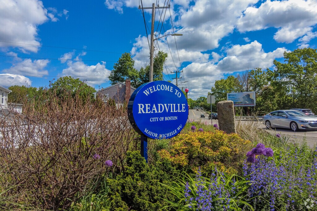 64 W Milton St, Hyde Park, MA 02136