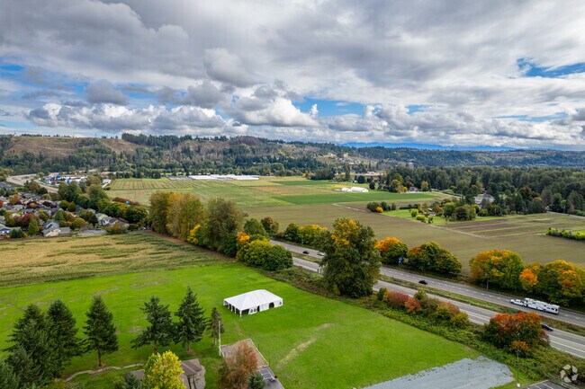 Open fields roll across rural Sumner.