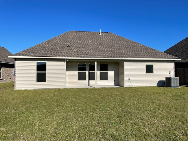 122 Marie Claire Dr, Houma, LA 70364 - photo 4