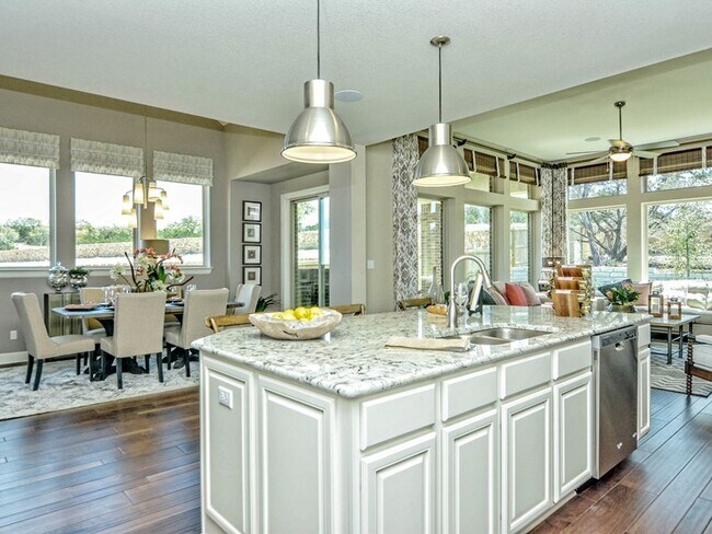 121 Dayridge Dr unit 36501903, Dripping Springs, TX 78620 - photo 4