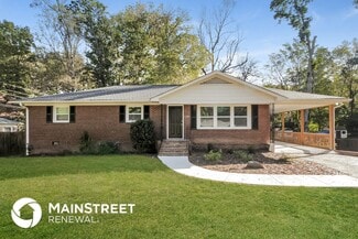 6208 King George Dr, Charlotte, NC 28213