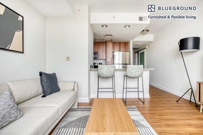 1550 7th St NW unit FL7-ID453, Washington, DC 20001 - photo 3