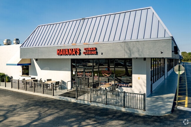 Get the best Cuban food at Havanna's Cuban Cuisine in the Robbins Park neighborhood.