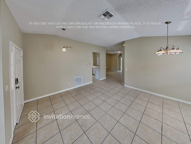 2539 Chatham Cir, Kissimmee, FL 34746 - photo 3