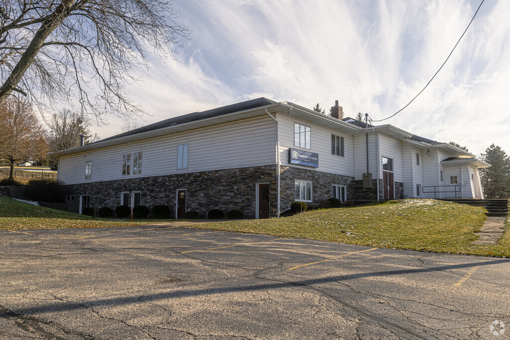 Waukesha Christian Academy provides education in the neighborhood of
Waukesha.