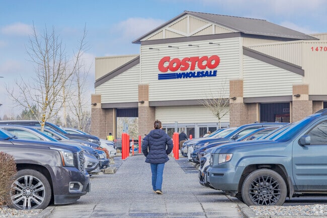 Get all of your bulk grocery needs taken care of in Meadows Washington.