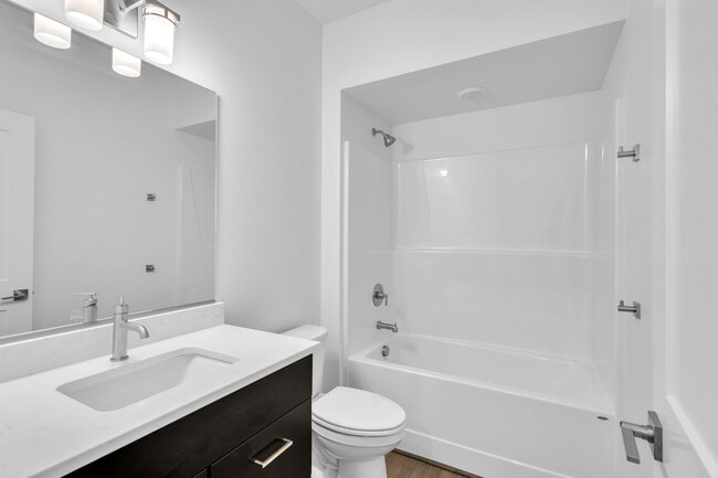 1226 N High Desert Dr unit 38834959, Deer Park, WA 99006 - photo 2