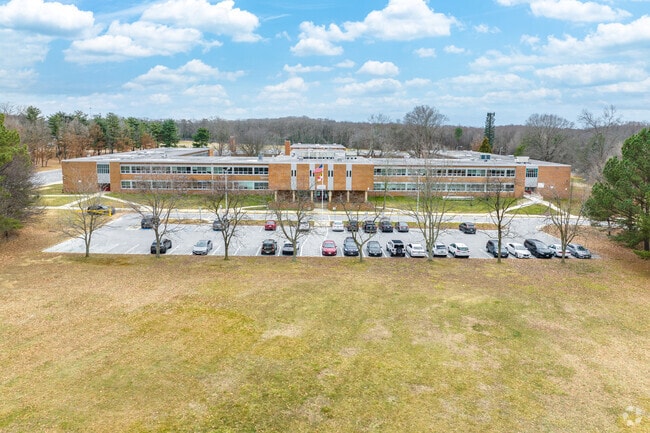 Annapolis Middle School in Annapolis helps students foster a love for knowledge.