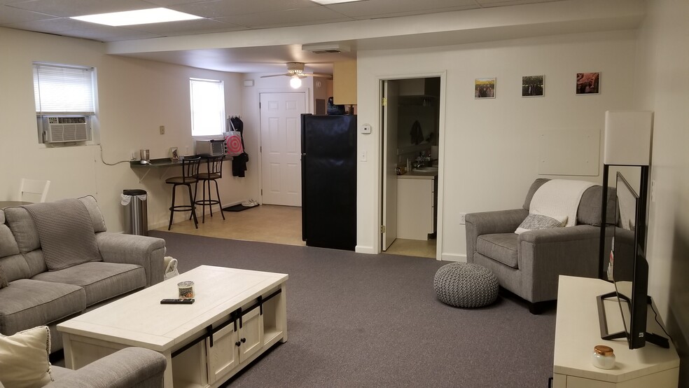 164 River St unit 1, Troy, NY 12180 - photo 1