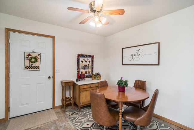 2600 Poetters Cir, Fairmont, MN 56031 - photo 5