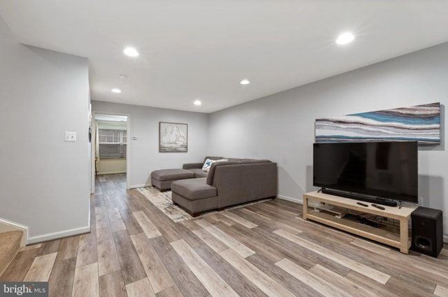 9315 Dawkins Crest Cir unit 9315 Dawkins Crest C, Bristow, VA 20136 - photo 2