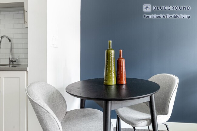 449 Canal St unit FL4-ID229, Somerville, MA 02145 - photo 4