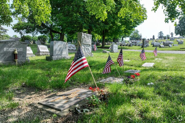 Within Lincoln-Lemington-Belmar, the Saint Peter's Cemetery stands as a well-maintained space.