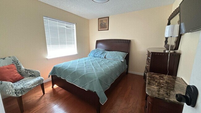 1310 Abberton Dr unit ID1239388P, Orlando, FL 32837 - photo 3