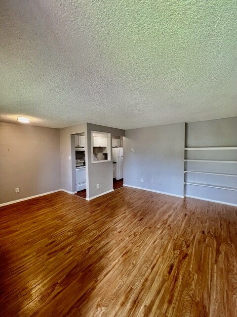 Sobo Hill, Englewood, CO 80113 - photo 3