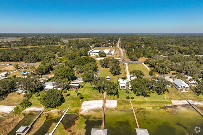 Beautiful, aerial view of lakefront properties sitting on Lake Weir.