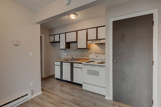 Miami Ridge Apartments 4, Cleves, OH 45002 - photo 6