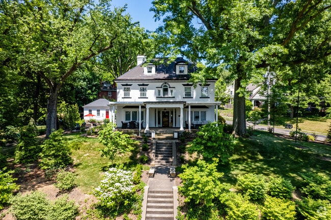 Ben Avon has homes up on hills that look down on the road below.