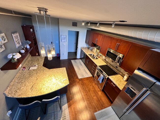 215 N Pine St unit 1402, Charlotte, NC 28202 - photo 4