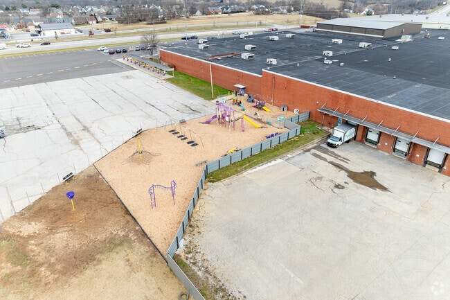 The Frankfort Christian Academy in Frankfort, Kentucky serves 311 students in grades Pre K - 12.