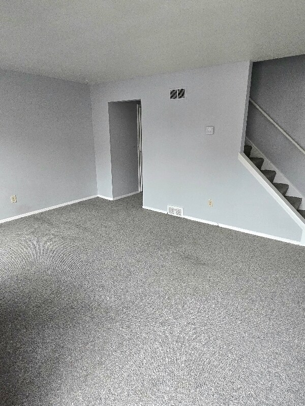 7037 Paxton Rd, Boardman, OH 44512 - photo 2