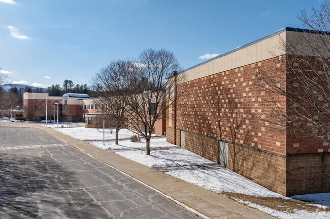 Area students in grades 9-12 attend Gateway Regional Middle School.