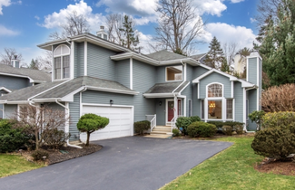 68 Autumn Ridge Rd, Bedminster, NJ 07921