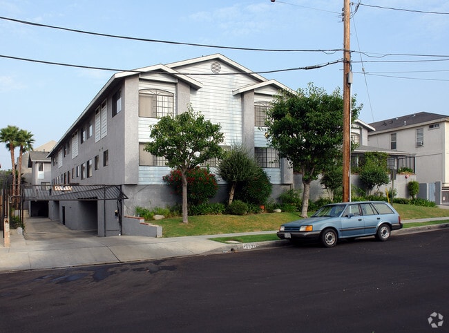 14531 Freeman, Lawndale, CA 90260 - photo 3