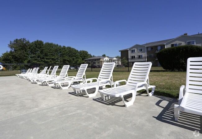 Tara Meadows, Somersworth, NH 03878 - photo 4