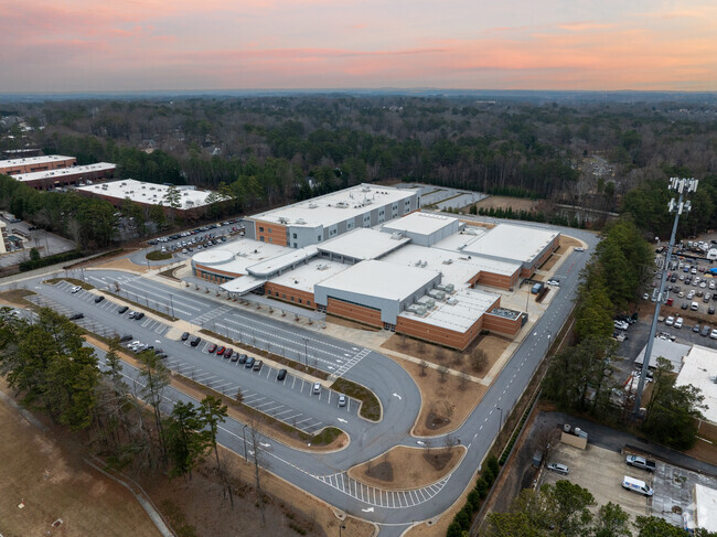 Paul Duke STEM High School uses Design Thinking to solve complex and interrelated problems.