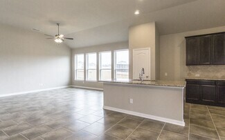 4911 Midland Dr, Schertz, TX 78108