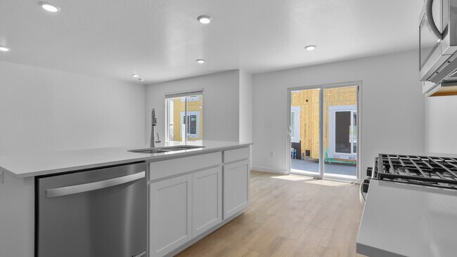 1484 E 720 N unit 1094, Salem, UT 84653 - photo 6