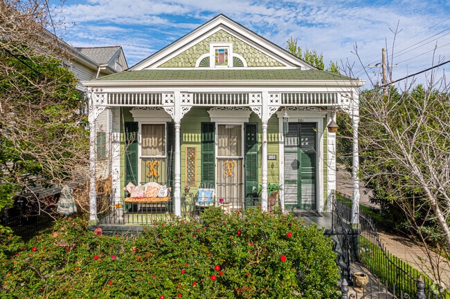 Colorful homes can be found throughout Mid-City.