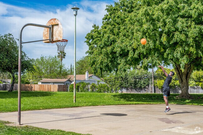 You can practice your free throws at Lincoln Village Community Park.