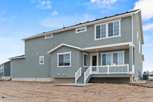 3186 W 2600 N, Clinton, UT 84015 - photo 4