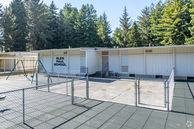 Students at Glen Paul School are encouraged to be creative.