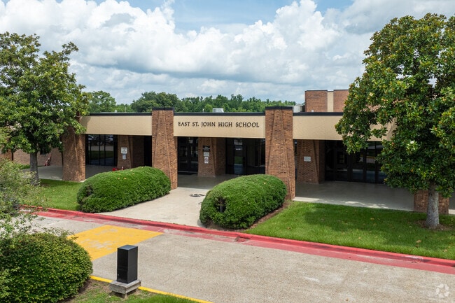 East St. John High School serves students from grades 9th to 12th.