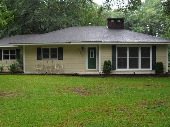 13400 Oakwood Dr, Laurinburg, NC 28352 - photo 2