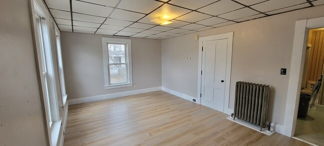 47 Pine St unit 49 Pine 2nd Floor Le, Laconia, NH 03246 - photo 7
