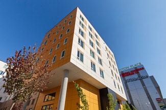201 NE 103rd St, Seattle, WA 98125